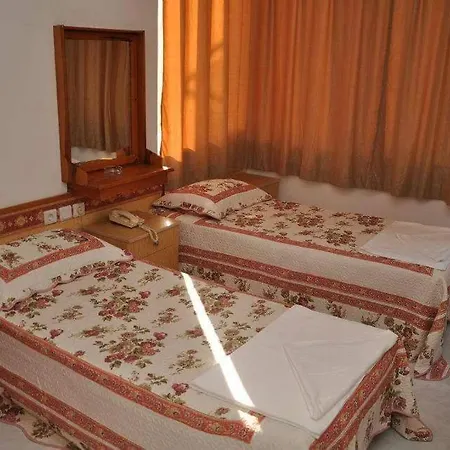 Hotel Kleopatra Yildiz 2*